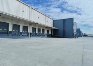 重庆巴南南彭公路物流基地标准食品厂房出租 图2