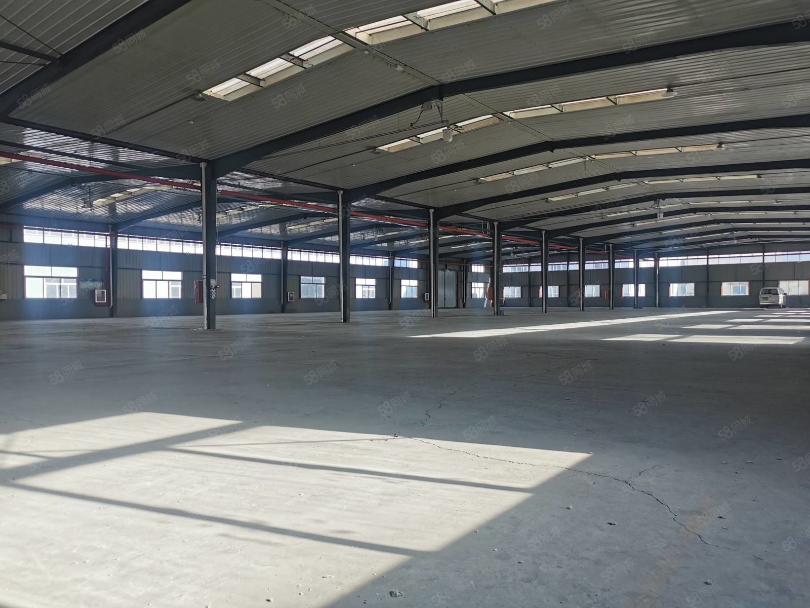 (出租) 个人出租，蓬朗小型厂房二楼650平，三楼460平，有意联系