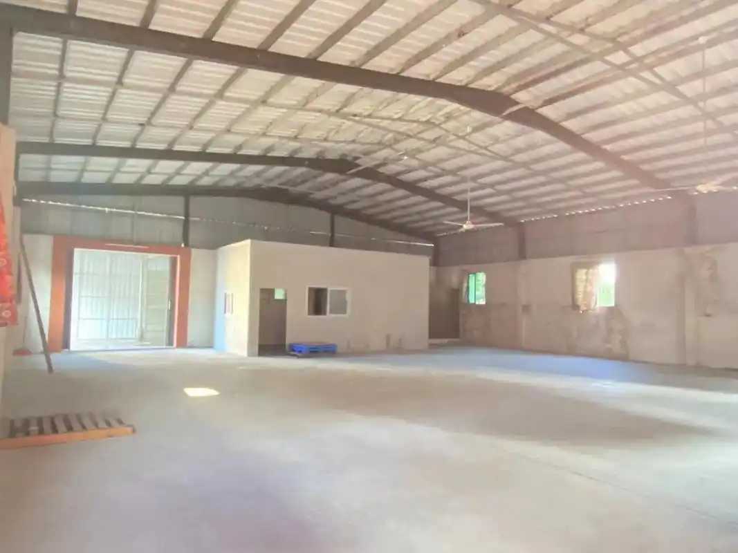 (出租) 陆家一楼200平300平独立原房东靠近中环大车好进出