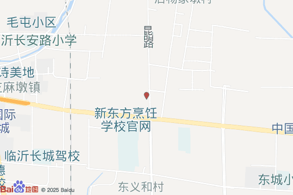 华东仓储物流园实景图