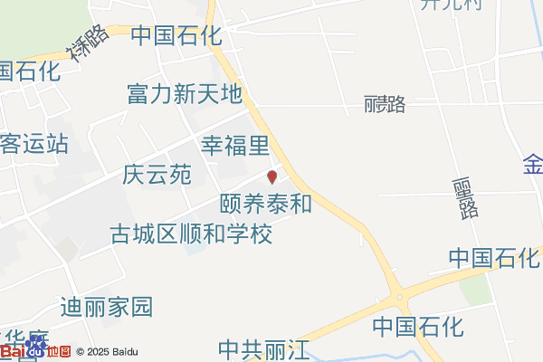 古城区写字楼实景：丽江古城写字楼出租3000㎡ 砖混结构 采光好 精装修 拎包入驻（第1张）