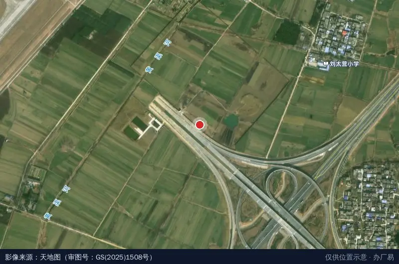 南阳航空制造维修改装产业园卫星位置示意图