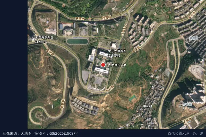 云南鹤庆产业园区卫星位置示意图