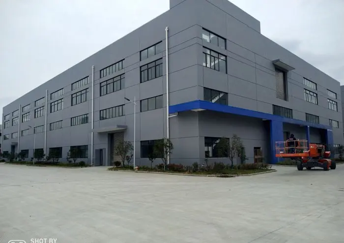 两江新区厂房实景：重庆两江新区 厂房出租3000㎡ 砖混结构 原房东 可分租（第1张）