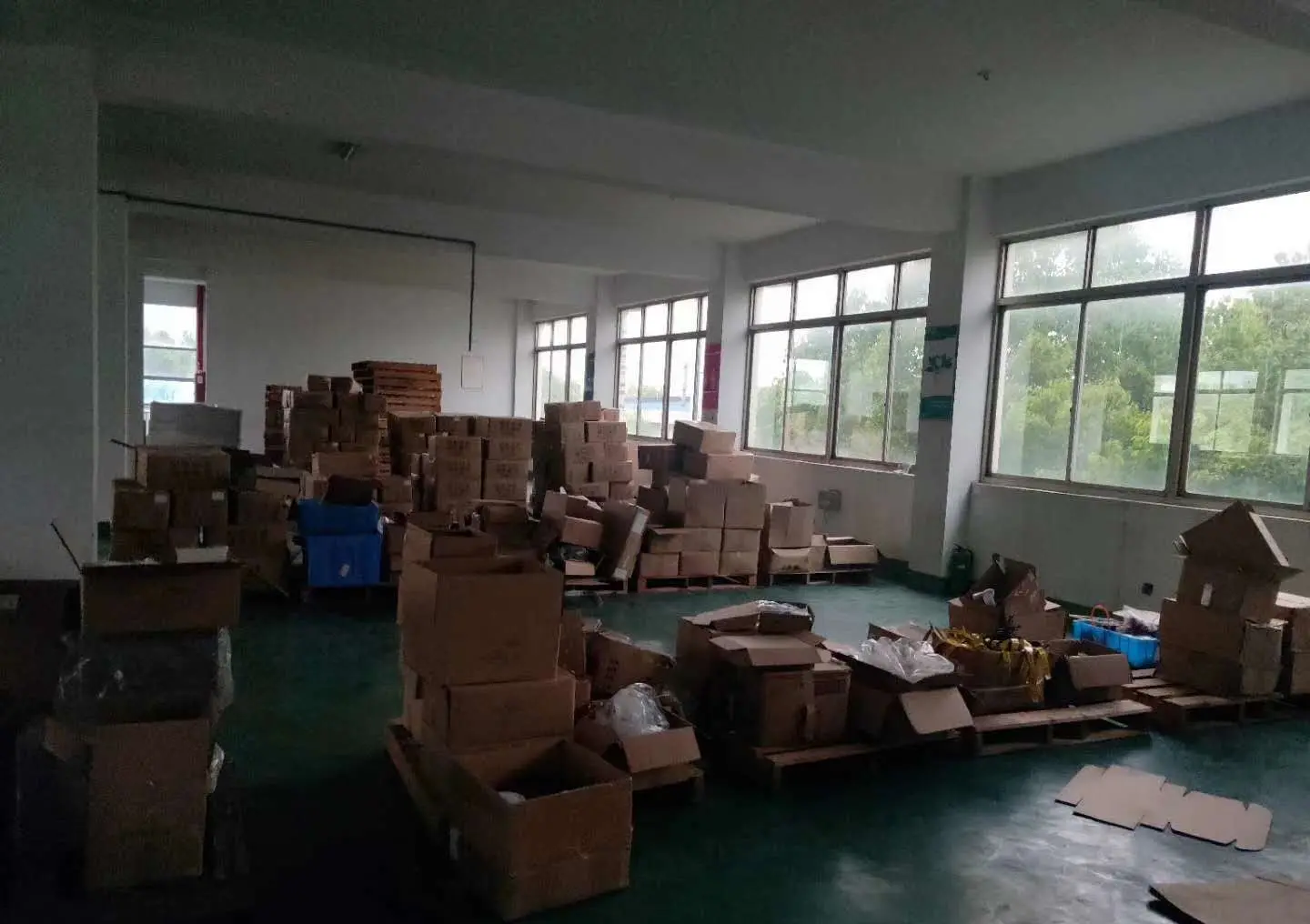 章贡区厂房实景：赣州章贡区 厂房出租800㎡ 钢混结构 环评审批 多层（第1张）
