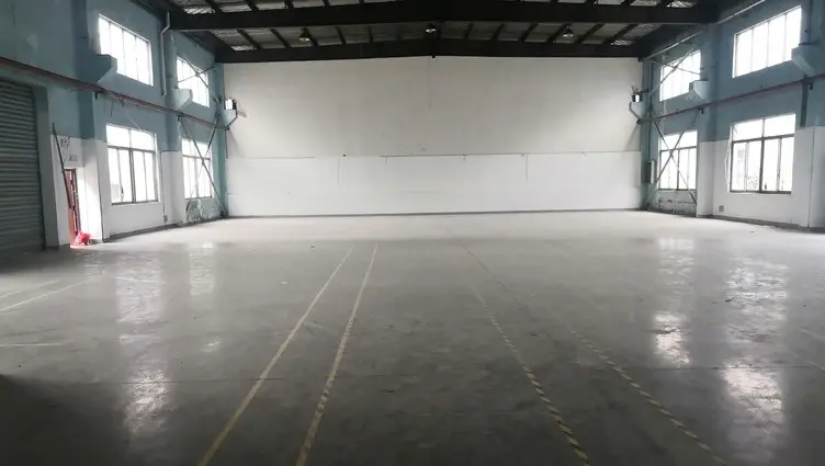 普陀区仓库实景：上海普陀区 仓库出租1500㎡ 钢混结构 单层 监控（第1张）