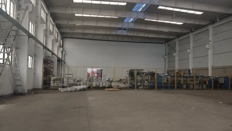 宁都县仓库实景：赣州宁都县 仓库出租1000㎡ 砖混结构 大车进出 监控（第1张）