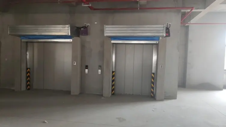 龙岗区仓库实景：深圳龙岗区 仓库出租1500㎡ 钢混结构 防潮 带月台（第1张）