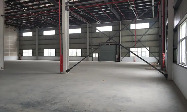 瑞金市仓库实景：赣州瑞金市 仓库出租3500㎡ 钢混结构 监控 安保（第1张）