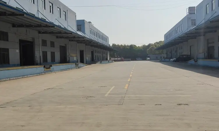 两江新区厂房实景：重庆两江新区 厂房出租1500㎡ 钢架结构 带喷淋 形象好（第1张）