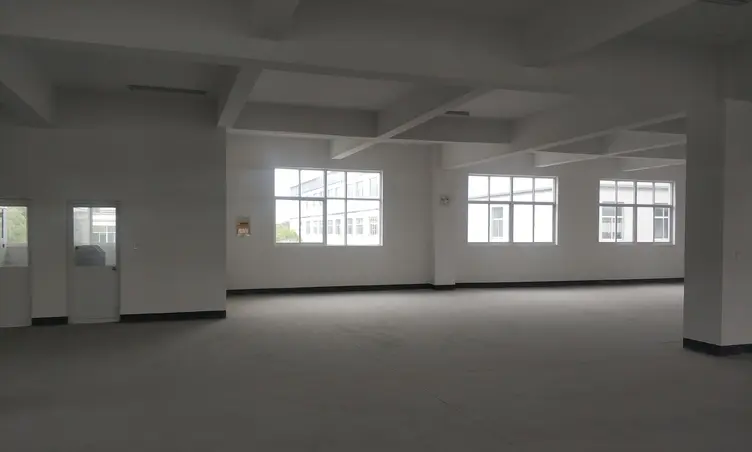 章贡区厂房实景：赣州章贡区 厂房出租800㎡ 砖混结构 标准厂房 带货梯（第1张）