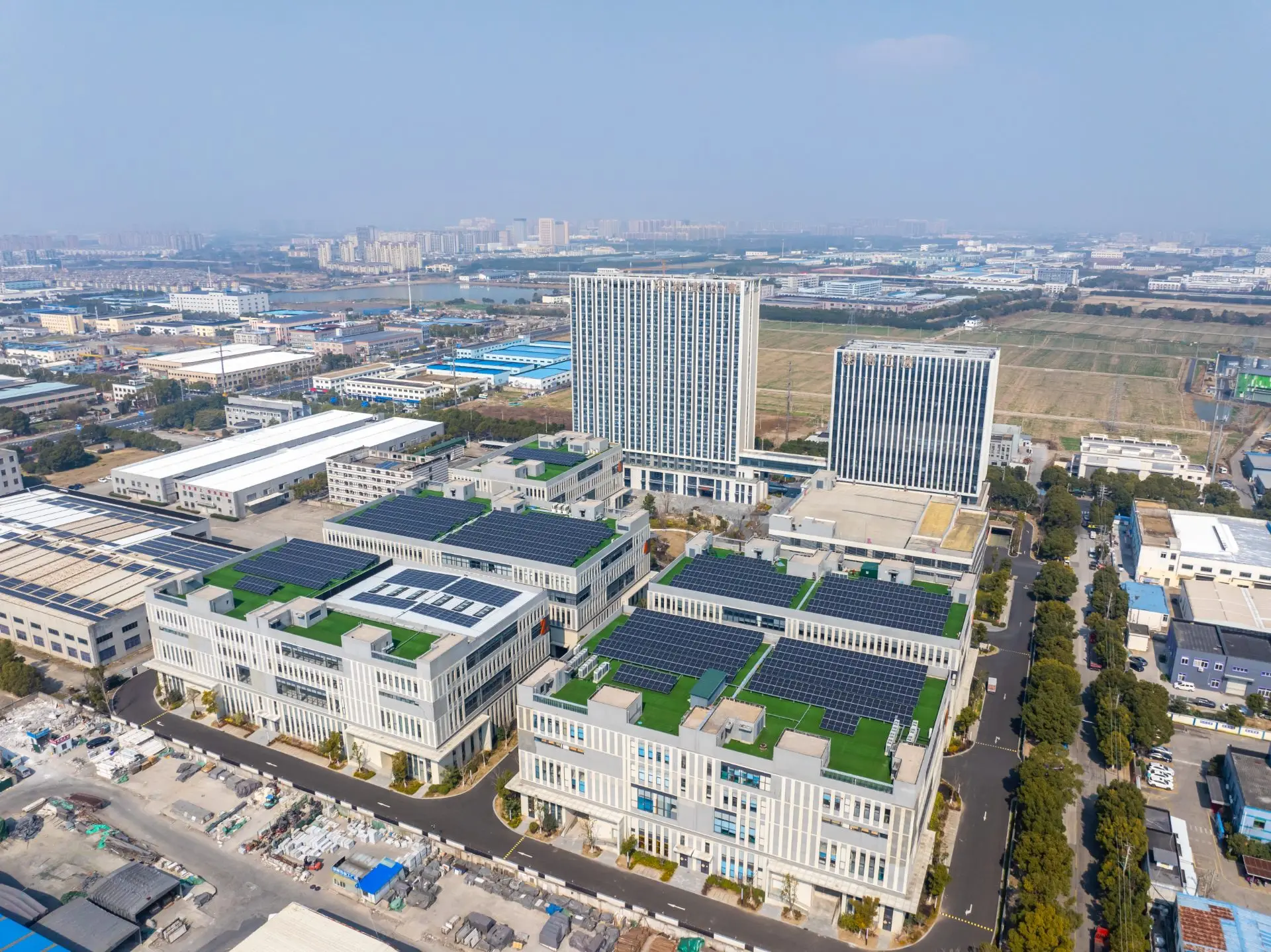 周市镇厂房实景：昆山周市镇厂房8752㎡出租铱工场科创产业园钢结构（第1张）