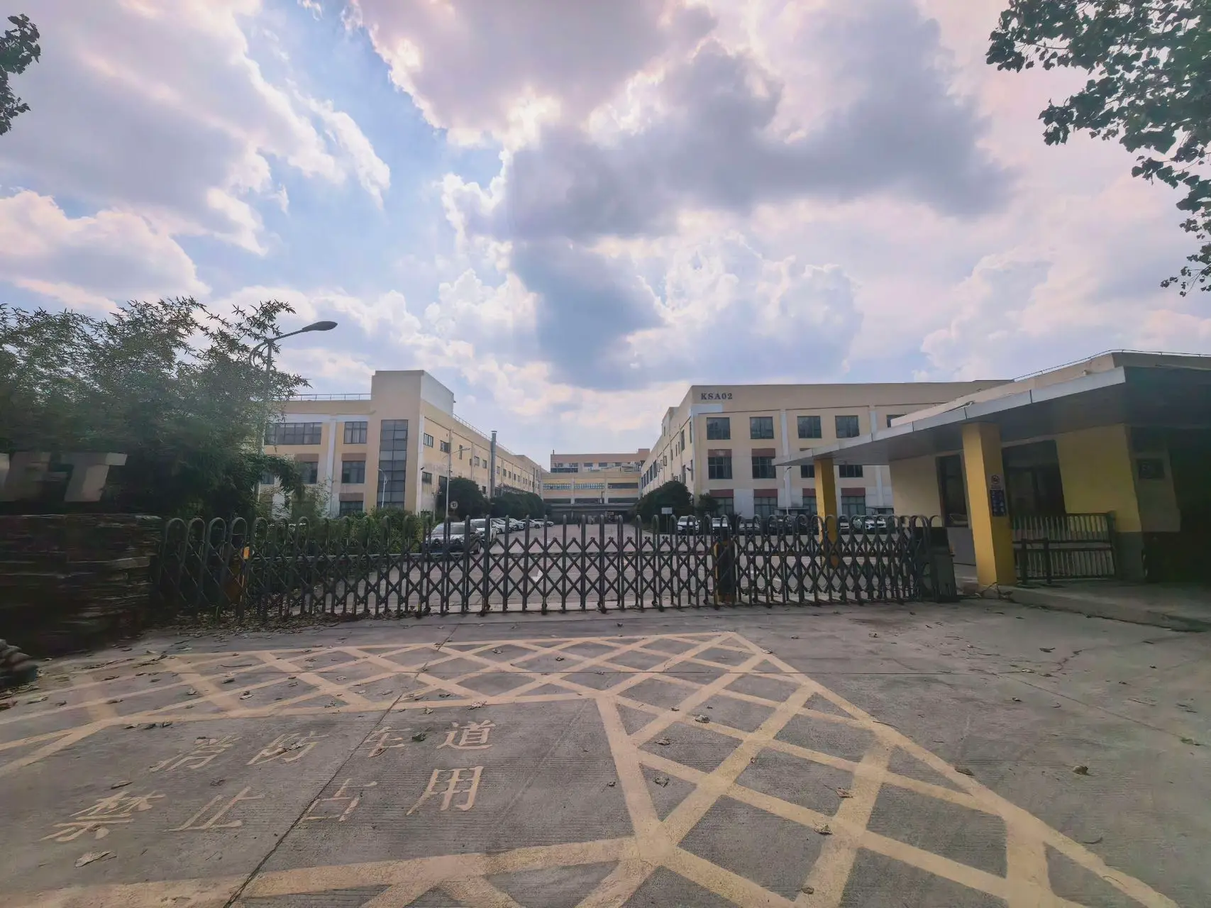 黄浦区厂房实景：上海黄浦区厂房34000㎡出租可分租适合注塑行业（第1张）