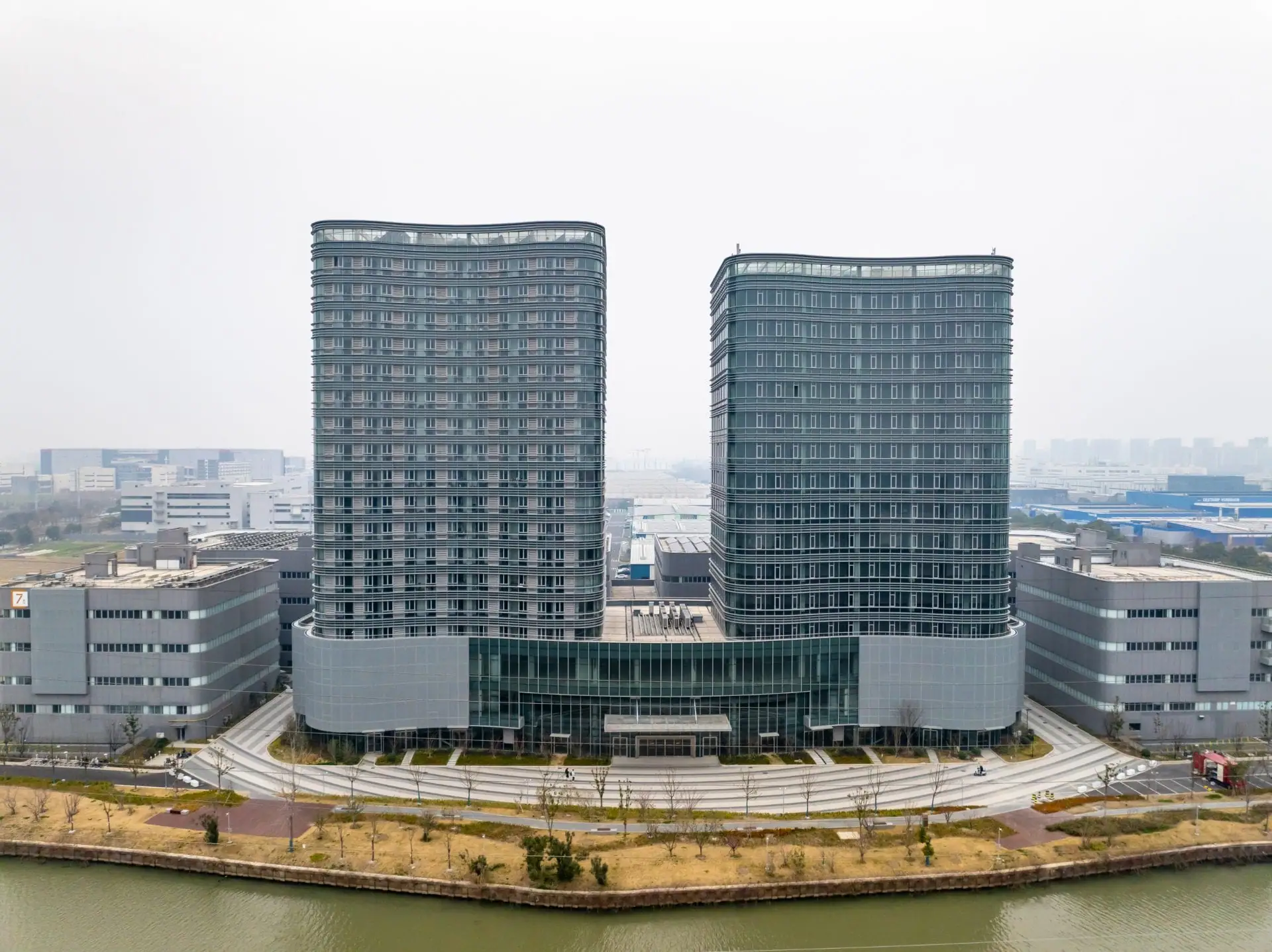 昆山市厂房实景：苏州昆山市厂房4451㎡出租铱工场千灯科创产业园1-4F·编号200852（第2张）