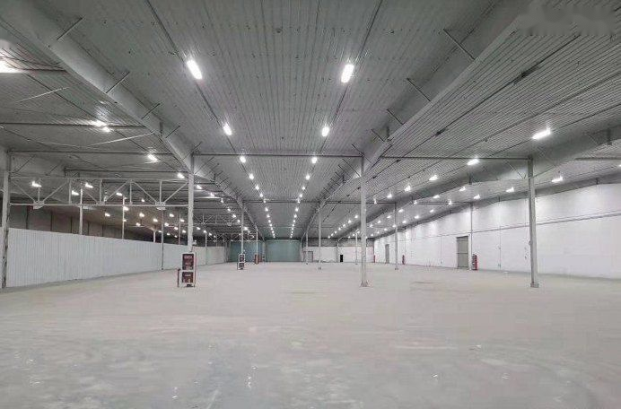 昆山市仓库实景：昆山巴城9000㎡仓库出租，0.8元/月起（第2张）