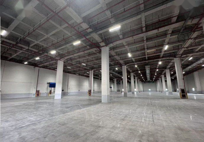 张家港市仓库实景：苏州张家港塘桥仓库出租 4000㎡（第2张）
