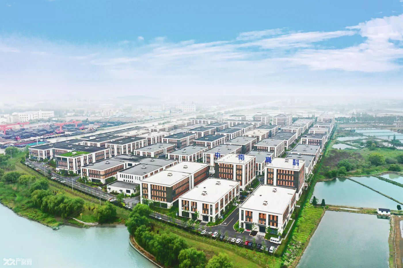 吴江区厂房实景：吴江3500㎡多层厂房出售，8米层高配电300KVA（第2张）