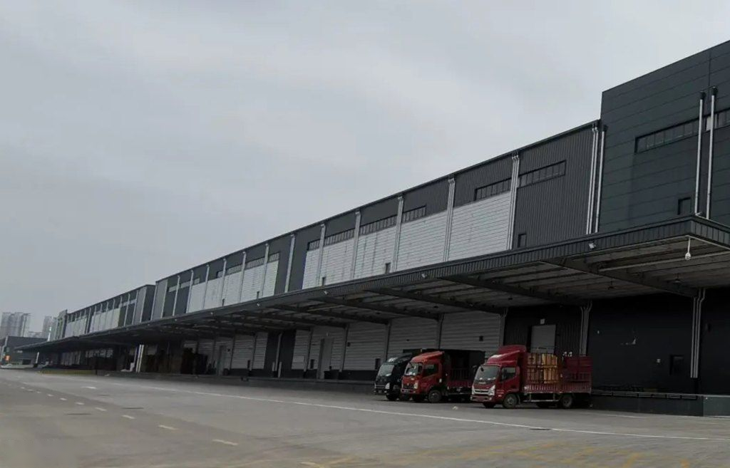 常熟市仓库实景：常熟20000㎡单层仓库出租，10米层高标准（第1张）