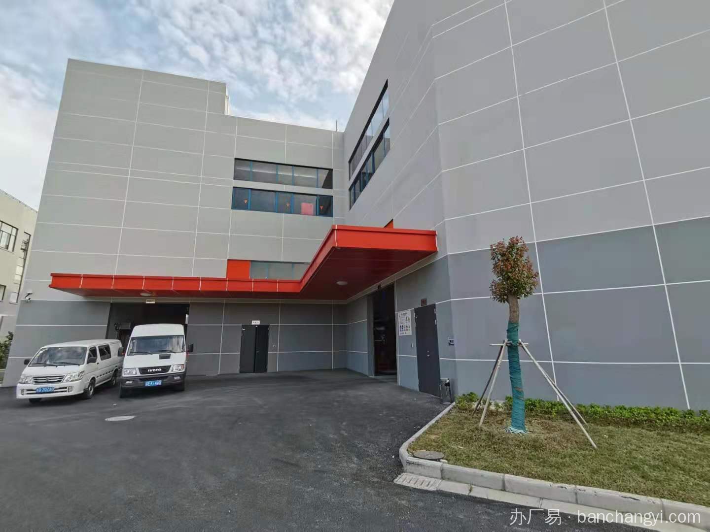 开发区厂房实景：昆山开发区 厂房出租800㎡ 钢架结构 单层 多层（第2张）