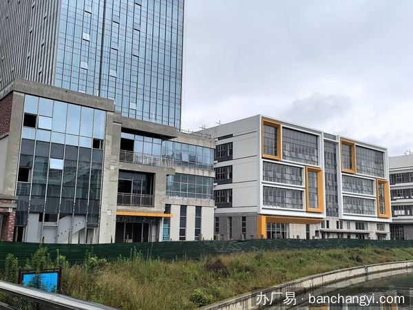 苏州相城区 厂房出租1500㎡ 钢结构 带航车 原房东