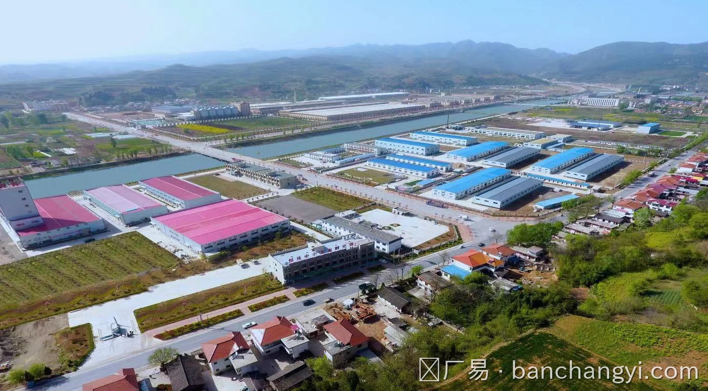 陇南成县写字楼出租1000㎡ 钢架结构 交通便利 带空调 拎包入驻