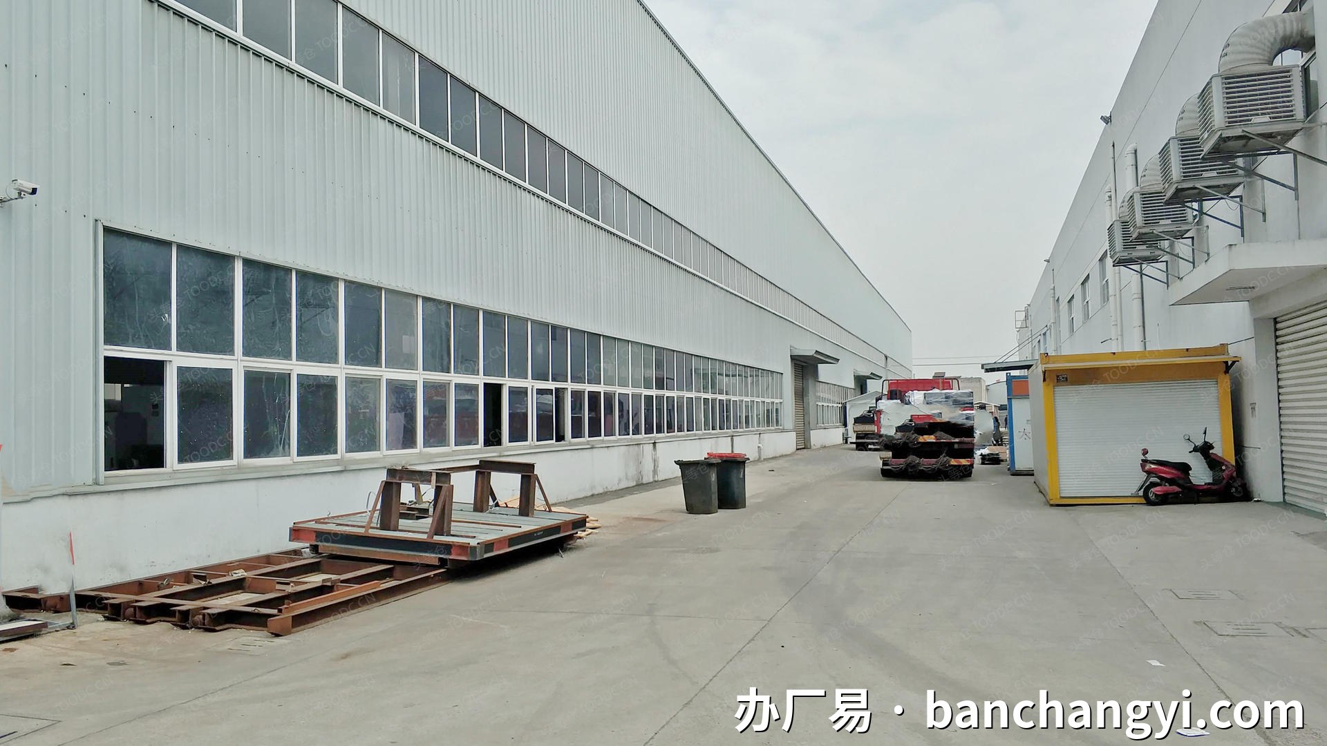 太仓好位置12000平方单层厂房15米层高，单层厂房，带行车出租