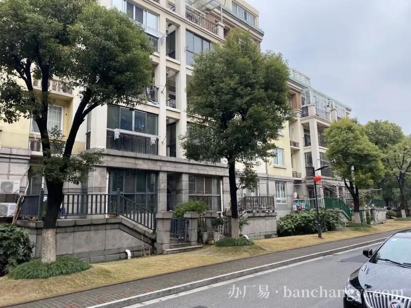 昆山周市城北江南明珠苑南门179平方单层商铺出租