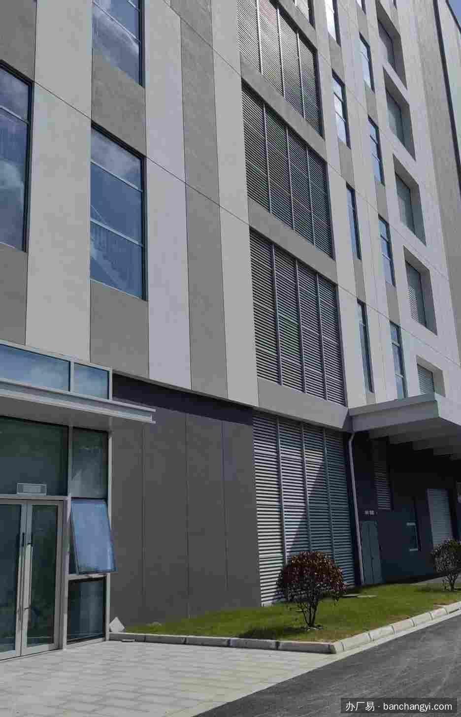 苏州园区2000㎡双层厂房出租，5米层高适合企业