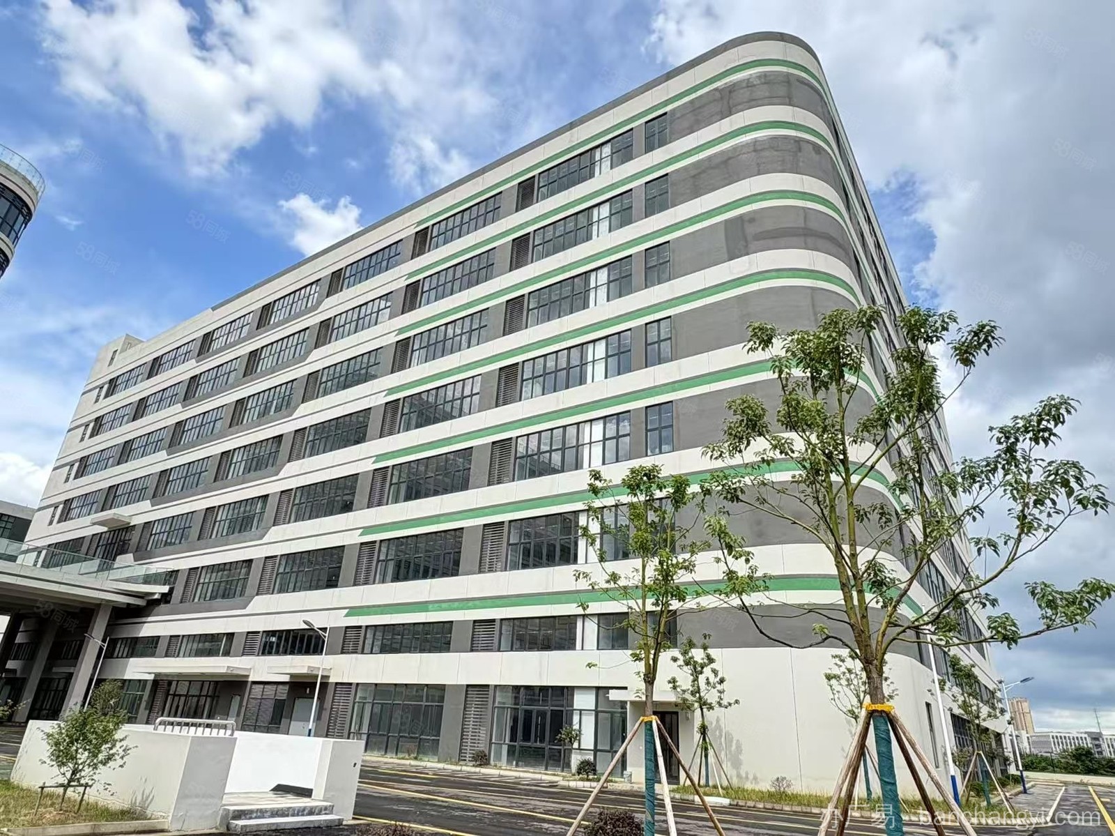 苏州吴中横泾2600㎡三楼标准厂房出租 原房东直租 含税